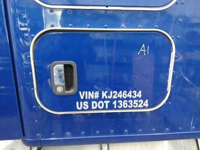 Kenworth T680 Right Sleeper Door