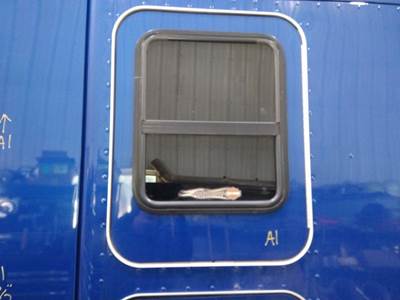 Kenworth T680 Right Sleeper Door
