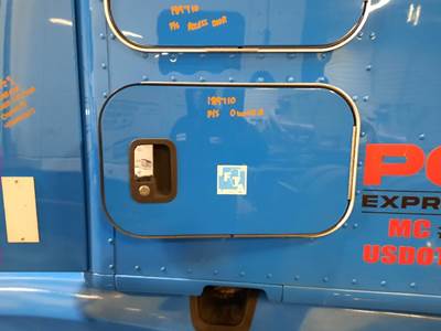 Kenworth T680 Right Sleeper Door