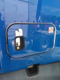 Kenworth T680 Right Sleeper Door