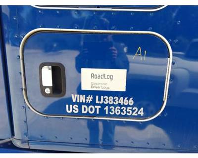 Kenworth T680 Right Sleeper Door