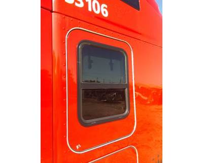 Kenworth T680 Right Sleeper Door