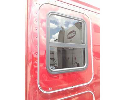 Kenworth T680 Right Sleeper Door
