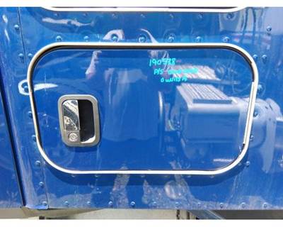 Kenworth T680 Right Sleeper Door