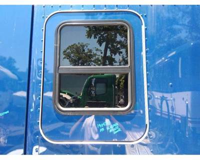 Kenworth T680 Right Sleeper Door