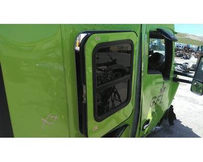 Kenworth T680 Right Sleeper Door