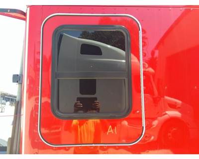 Kenworth T680 Right Sleeper Door