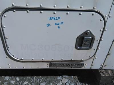 Kenworth T800B Left Sleeper Door