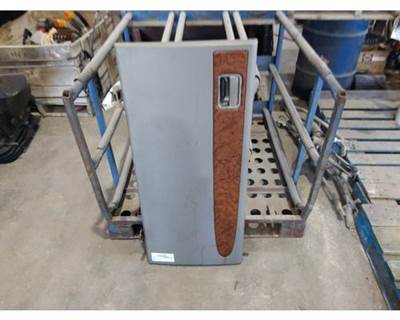 Peterbilt 379 Sleeper Door