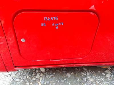 Peterbilt 387 Right Sleeper Door