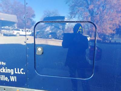 Peterbilt 579 Right Sleeper Door