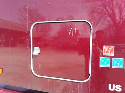 Peterbilt 579 Right Sleeper Door