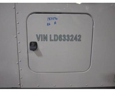 Peterbilt 579 Right Sleeper Door