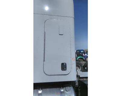 Peterbilt 579 Left Sleeper Door