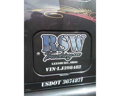 Peterbilt 587 Right Sleeper Door
