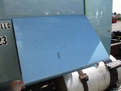 Volvo VNL Left Sleeper Door