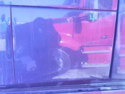 Volvo VNL Left Sleeper Door