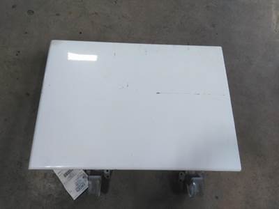 Volvo VNL Left Sleeper Door