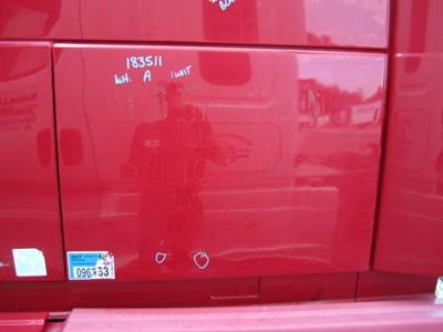 Volvo VNL Left Sleeper Door