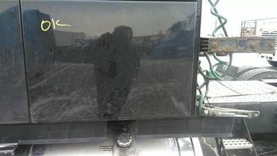 Volvo VNL Left Sleeper Door