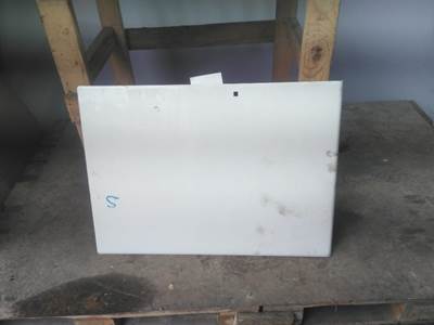 Volvo VNL Right Sleeper Door