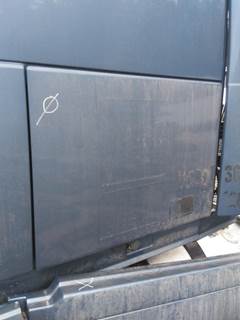 Volvo VNL Left Sleeper Door