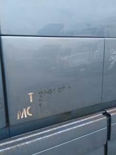 Volvo VNL Right Sleeper Door