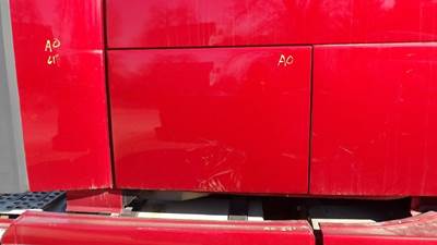 Volvo VNL Right Sleeper Door