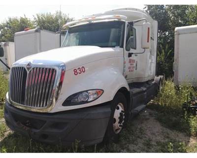 International ProStar Sleeper Semi Truck