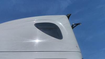 Freightliner Cascadia 125 Left Sleeper Window