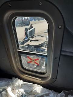 Freightliner Cascadia 125 Left Sleeper Window