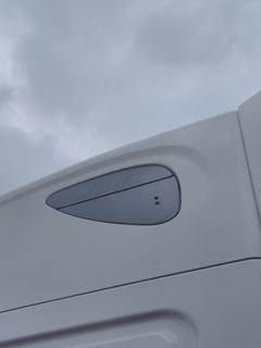 Freightliner Cascadia 125 Left Sleeper Window