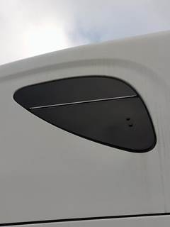 Freightliner Cascadia 125 Left Sleeper Window