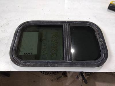 Freightliner Cascadia 125 Left Sleeper Window