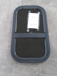 Freightliner Cascadia 125 Right Sleeper Window