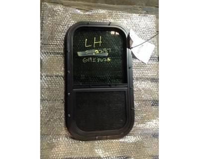 Freightliner Cascadia 125 Sleeper Window