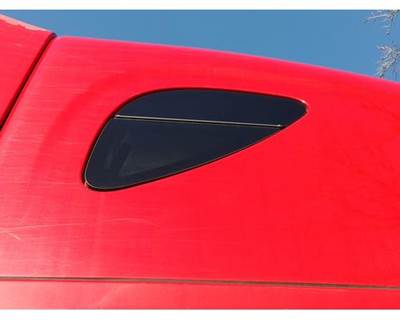 Freightliner Cascadia 125 Right Sleeper Window
