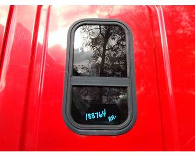 Freightliner Cascadia 125 Right Sleeper Window