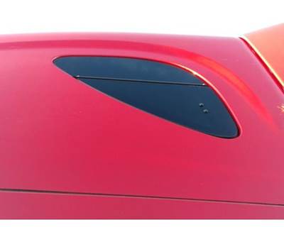 Freightliner Cascadia 125 Left Sleeper Window