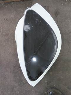 Freightliner Cascadia 126 Right Sleeper Window