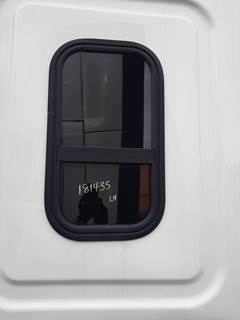 Freightliner Cascadia 126 Left Sleeper Window