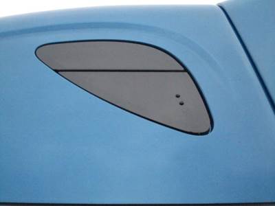 Freightliner Cascadia 126 Left Sleeper Window