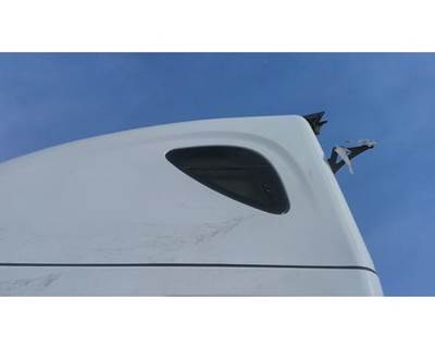 Freightliner Cascadia 126 Right Sleeper Window