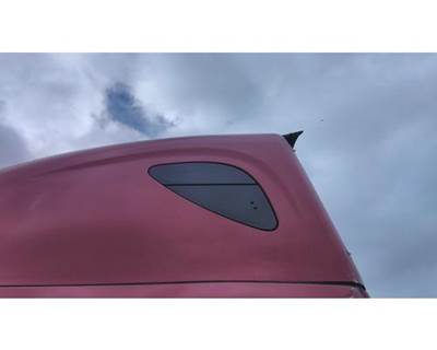 Freightliner Cascadia 126 Left Sleeper Window