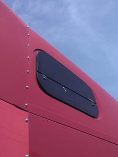 Freightliner Century Class 120 Right Sleeper Window for a Freightliner CENTURY 120