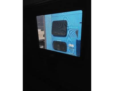International ProStar Right Sleeper Window for a International PROSTAR 122