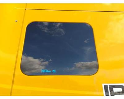 International ProStar Right Sleeper Window for a International PROSTAR 122