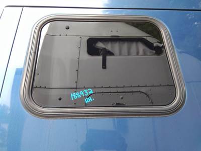 Kenworth T2000 Right Sleeper Window