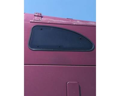 Kenworth T2000 Right Sleeper Window