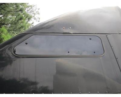 Kenworth T600B Left Sleeper Window